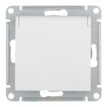 Розетка Systeme Electric AtlasDesign встраиваемая белая со шторками с крышкой (ATN000146)