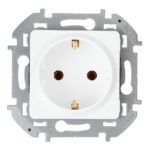 Розетка Legrand Inspiria встраиваемая белая (673720)